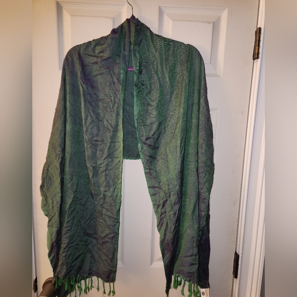 NWT Teal and Purple Dandarah Pashmina scarf